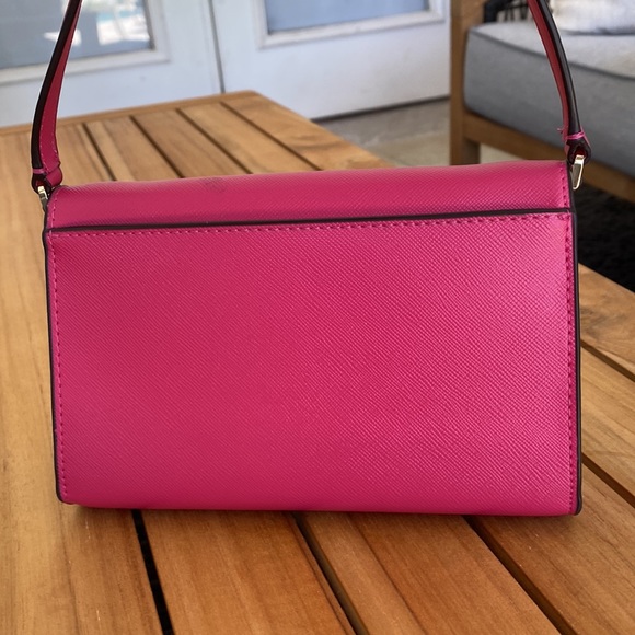 Kate Spade Barbie Crossbody/Clutch 💗💗 - Picture 5 of 13